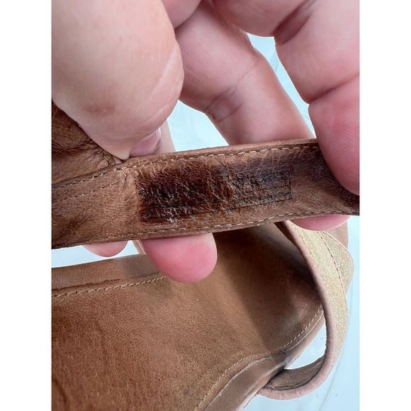 UGG Womens Size 8.5 Jazmine Wedge Metallic Gold Cork Sandals Shoes Platform - Picture 14 of 15